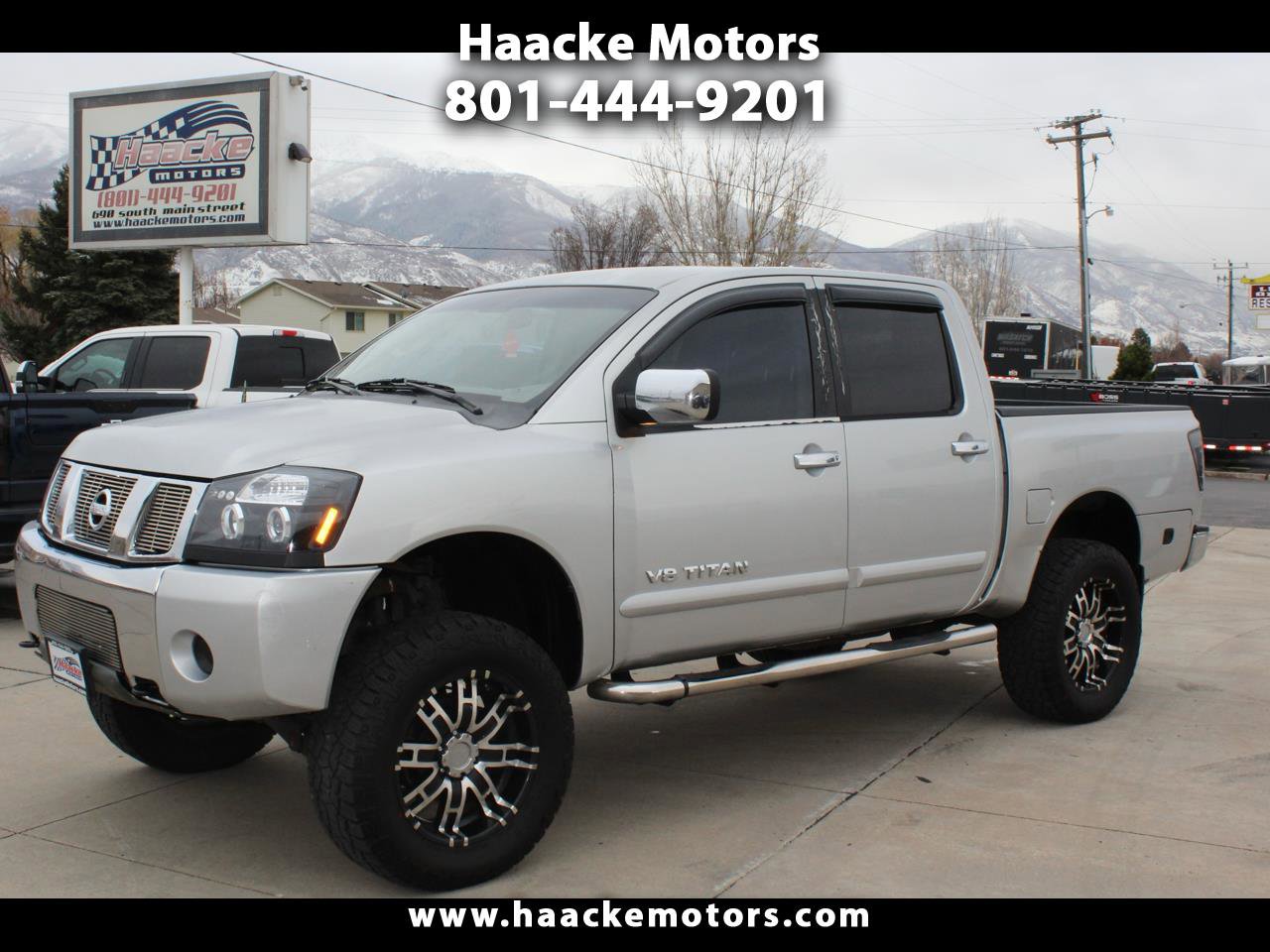 Used 2006 Nissan Titan LE w/ (R02) LE Off-Road Pkg image 1
