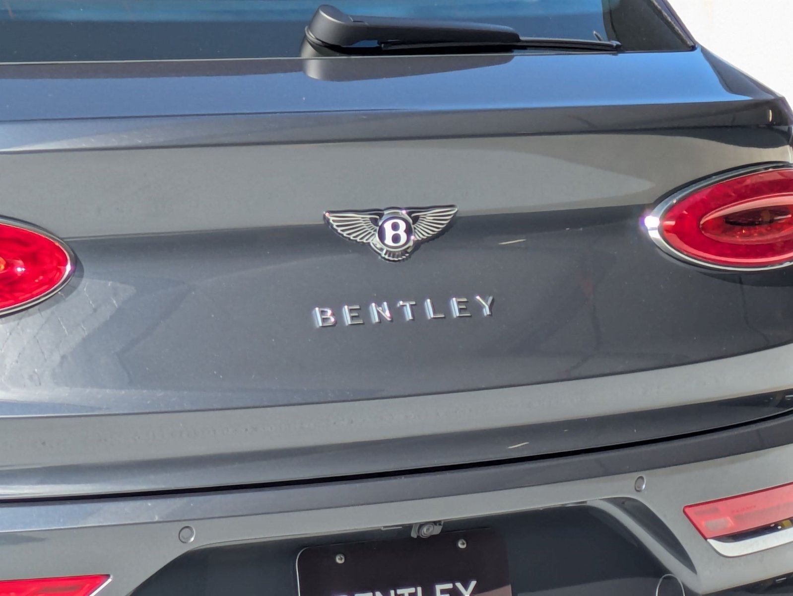 Certified 2025 Bentley Bentayga AWD/4WD image 12