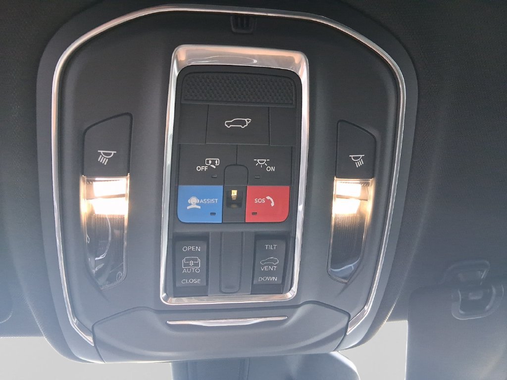 New 2027 Jeep Grand Cherokee Laredo X AWD/4WD image 17