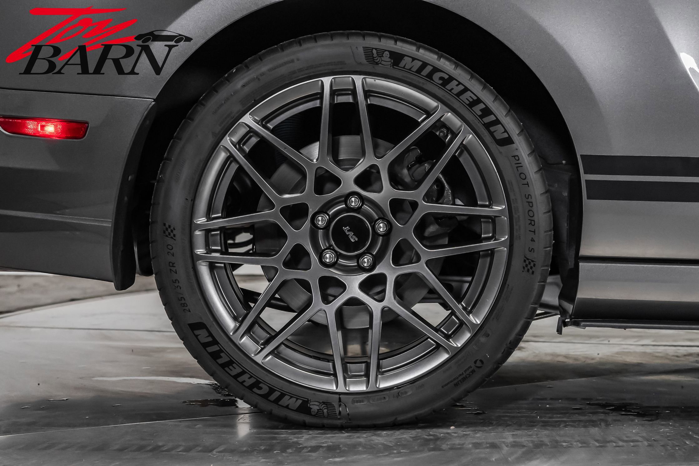 Used 2014 Ford Mustang Shelby GT500 w/ Equipment Group 821A image 16