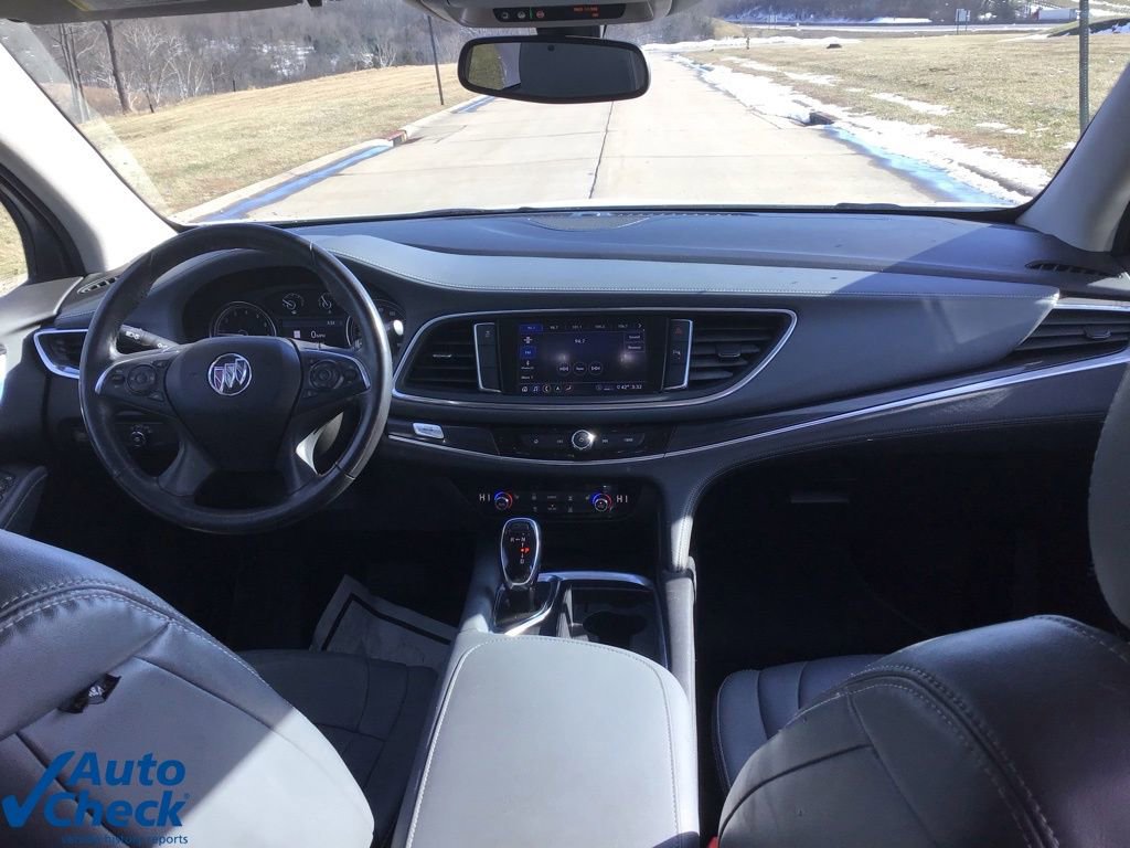Used 2020 Buick Enclave Essence w/ Sound and Sites Package image 20