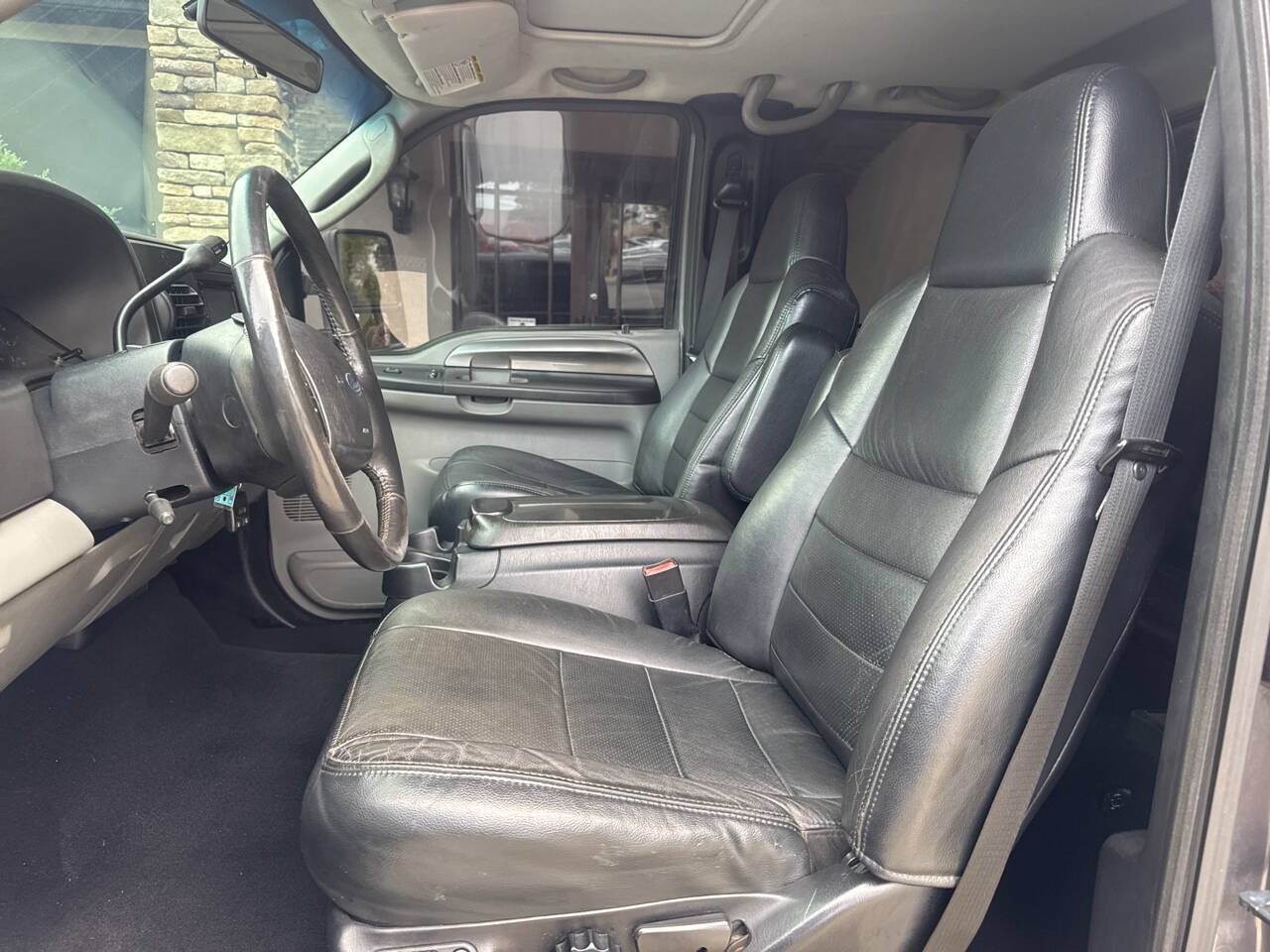 Used 2006 Ford F250 Lariat AWD/4WD image 9