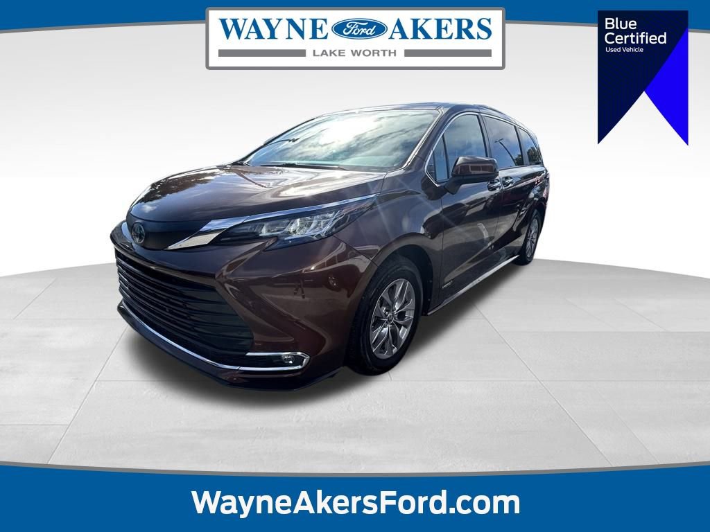 Used 2021 Toyota Sienna XLE