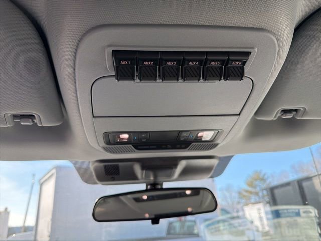 New 2025 Ford F550 4x4 Regular Cab Super Duty image 26