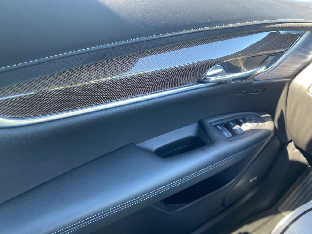 Used 2025 Cadillac XT6 Sport w/ Platinum Package AWD/4WD image 28