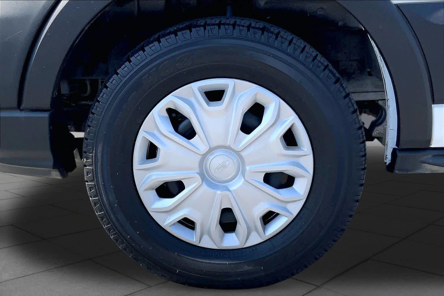 Used 2023 Ford E-Transit Low Roof RWD image 10