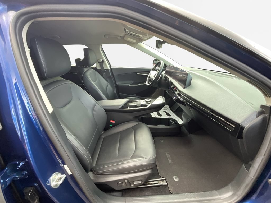 Used 2022 Kia EV6 Wind w/ Wind Technology Package AWD/4WD image 26