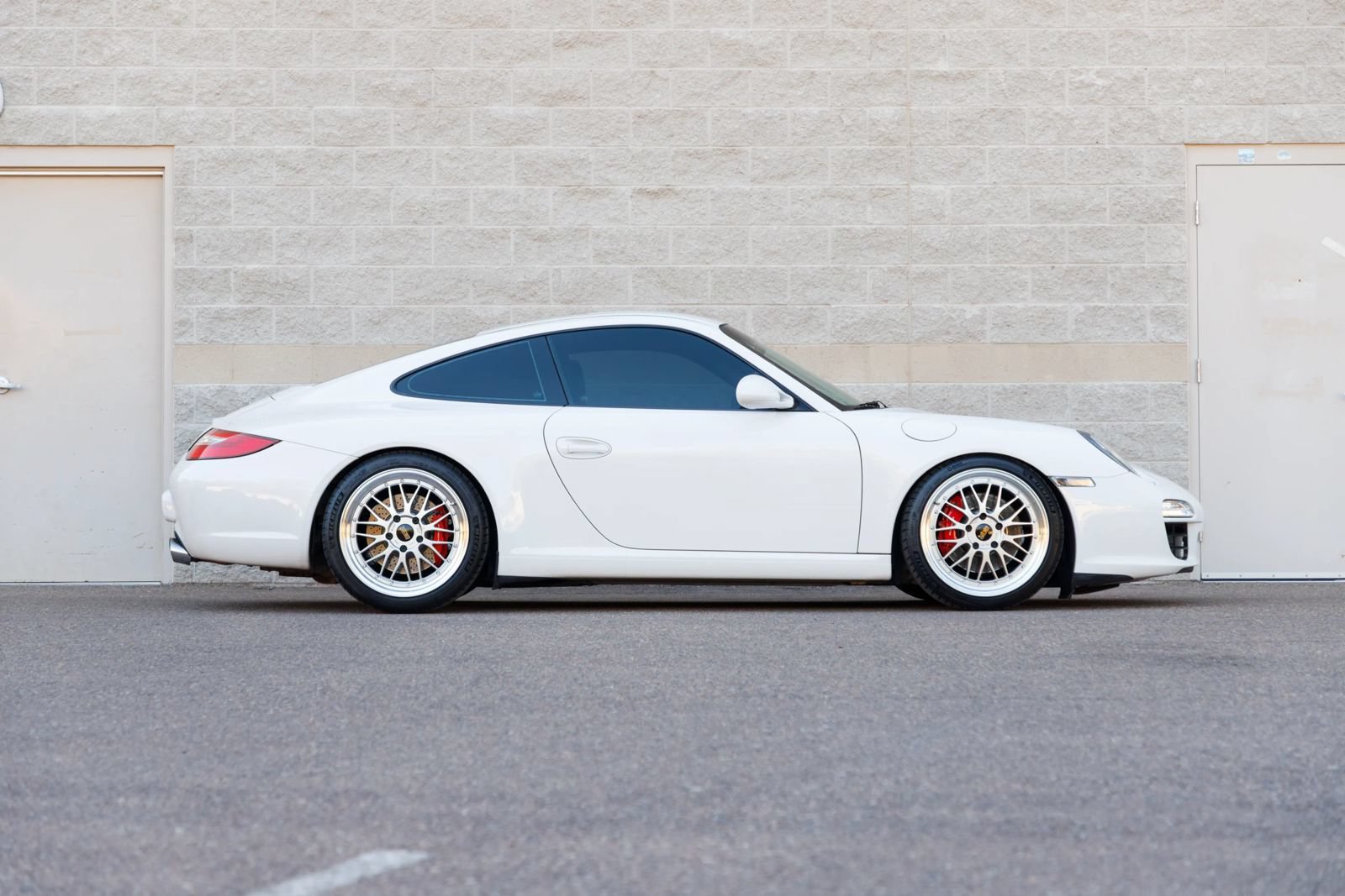Used 2009 Porsche 911 Carrera S RWD image 10