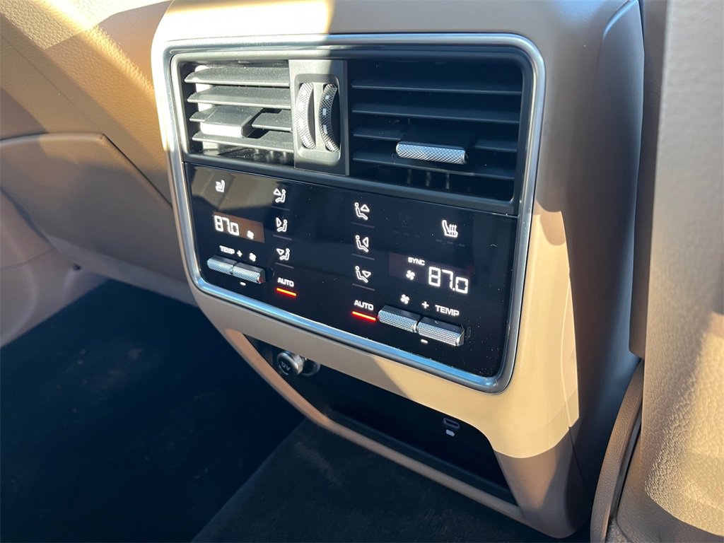 Used 2021 Porsche Cayenne S image 20