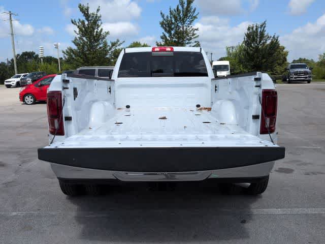 New 2026 RAM 3500 Big Horn AWD/4WD image 34