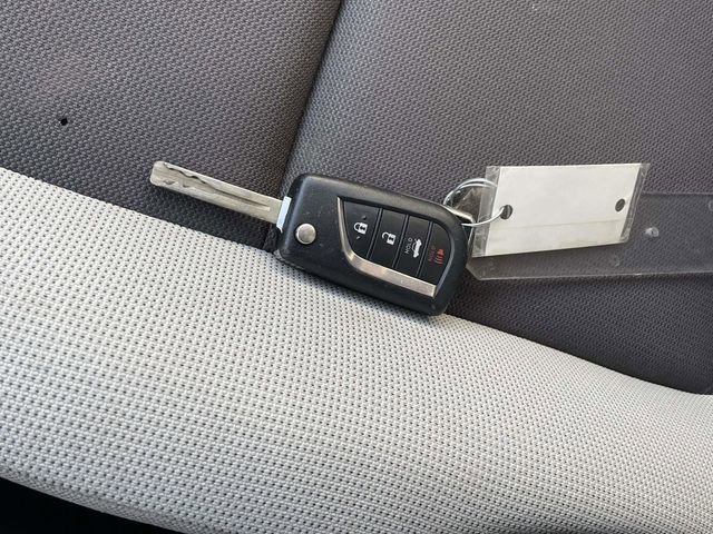 Used 2024 Toyota Corolla LE image 31