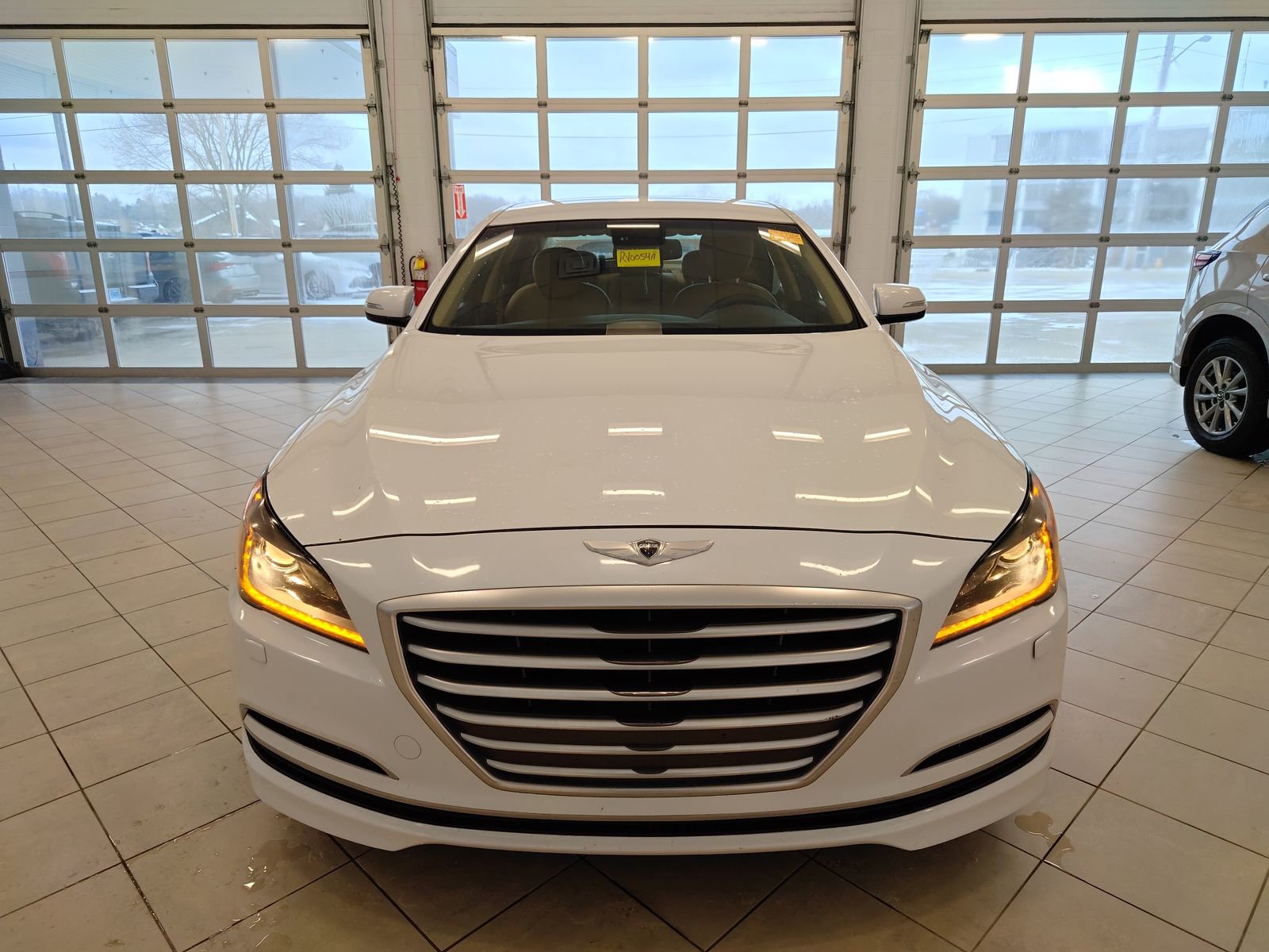 Used 2015 Hyundai Genesis 3.8 image 9