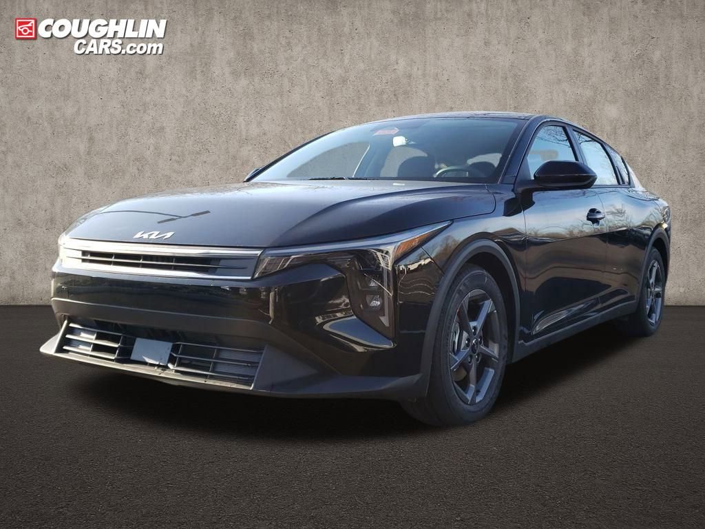 New 2025 Kia K4 LXS image 3