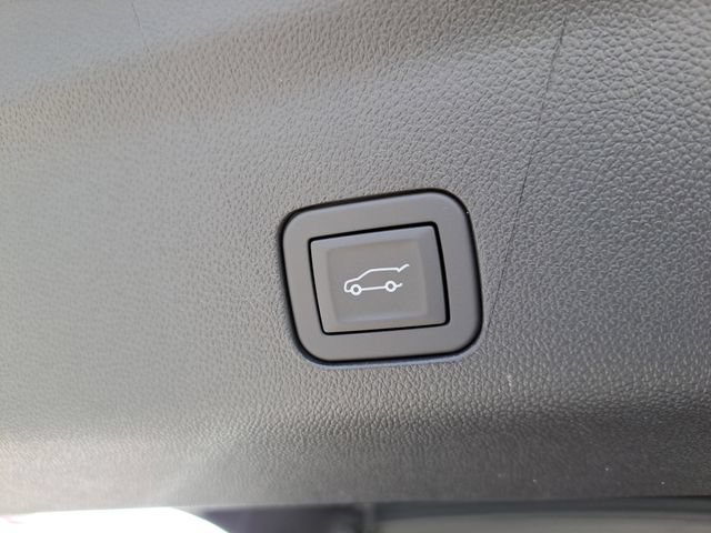 New 2026 GMC Yukon XL Elevation AWD/4WD image 7