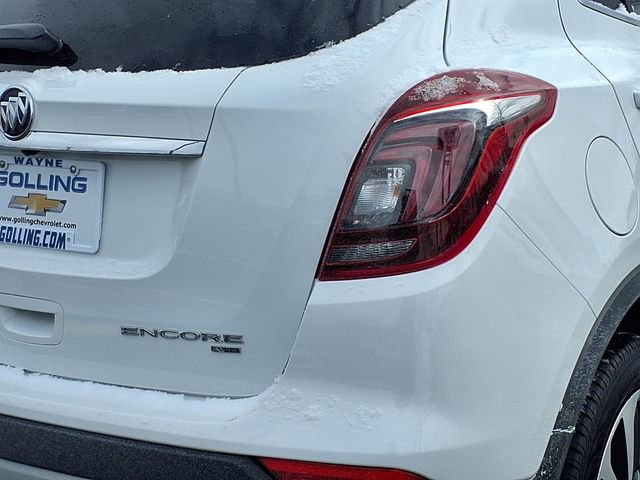 Used 2022 Buick Encore Preferred w/ Safety Package image 21