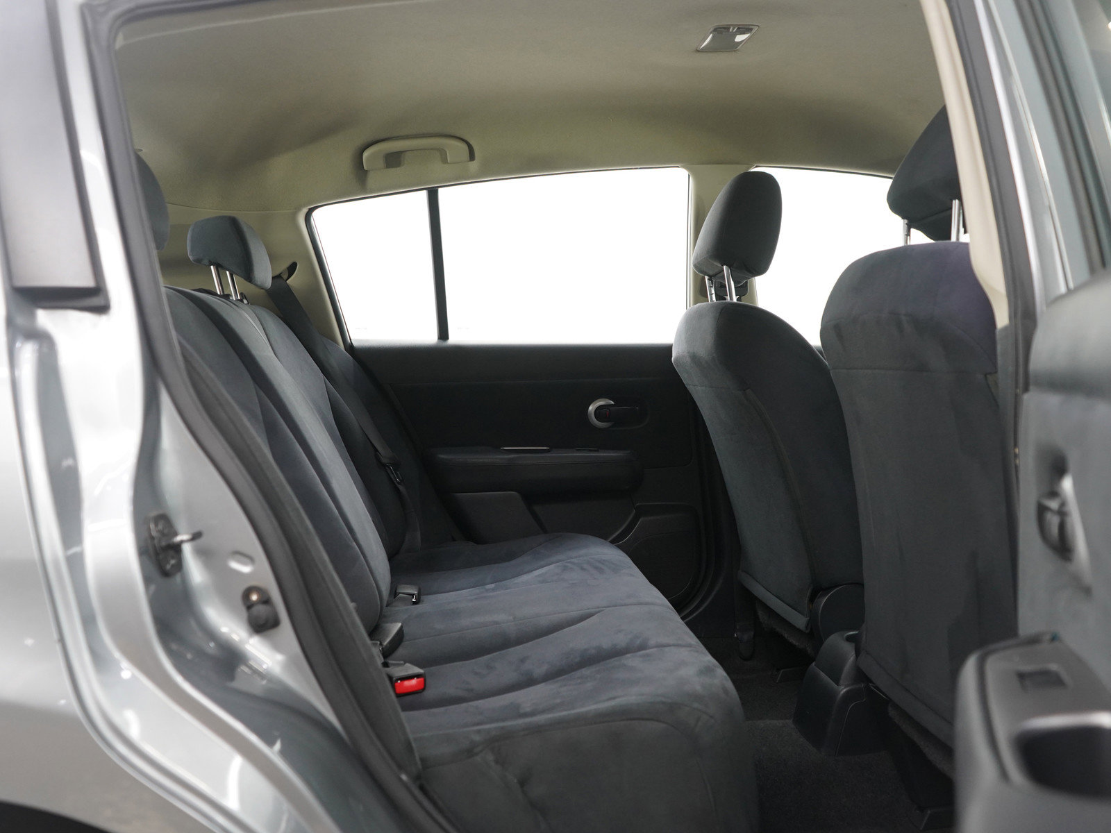 Used 2009 Nissan Versa 1.8 S w/ PWR Pkg image 12