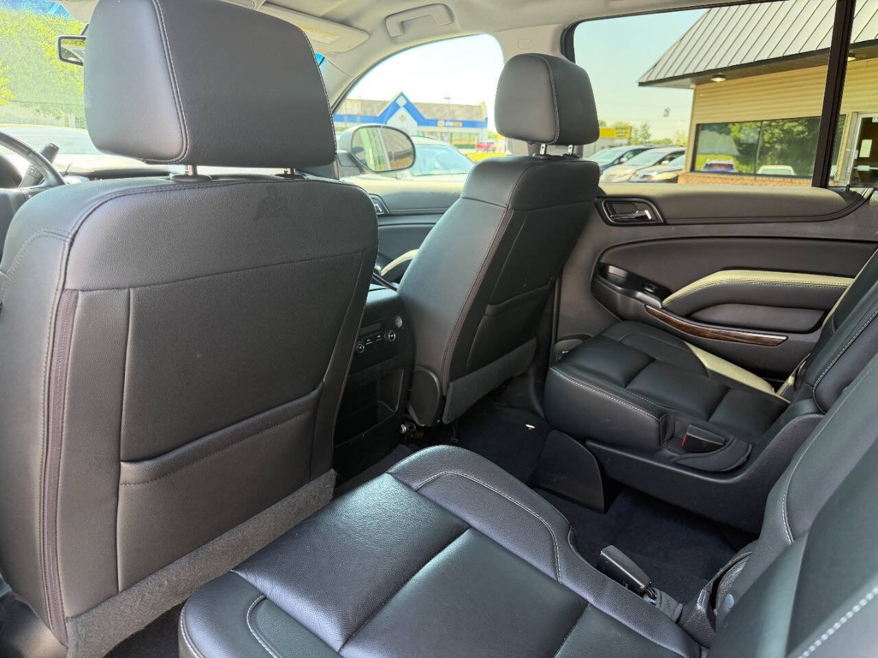 Used 2019 Chevrolet Suburban 3500 LT AWD/4WD image 29