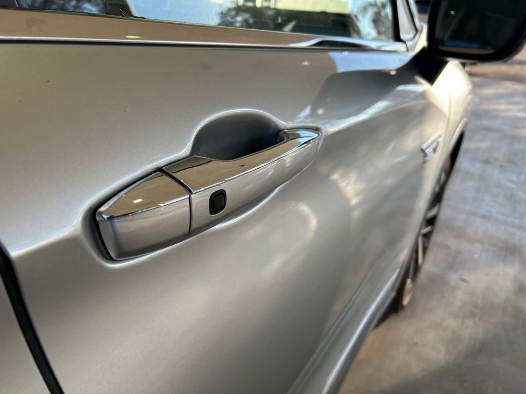 New 2025 Mitsubishi Outlander SE image 21