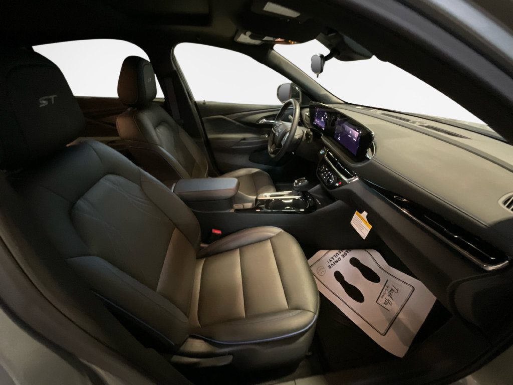 Used 2025 Buick Envista Sport Touring w/ Convenience I Package FWD image 26