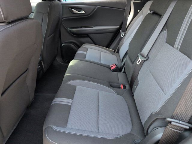 Used 2025 Chevrolet Blazer LT FWD image 27