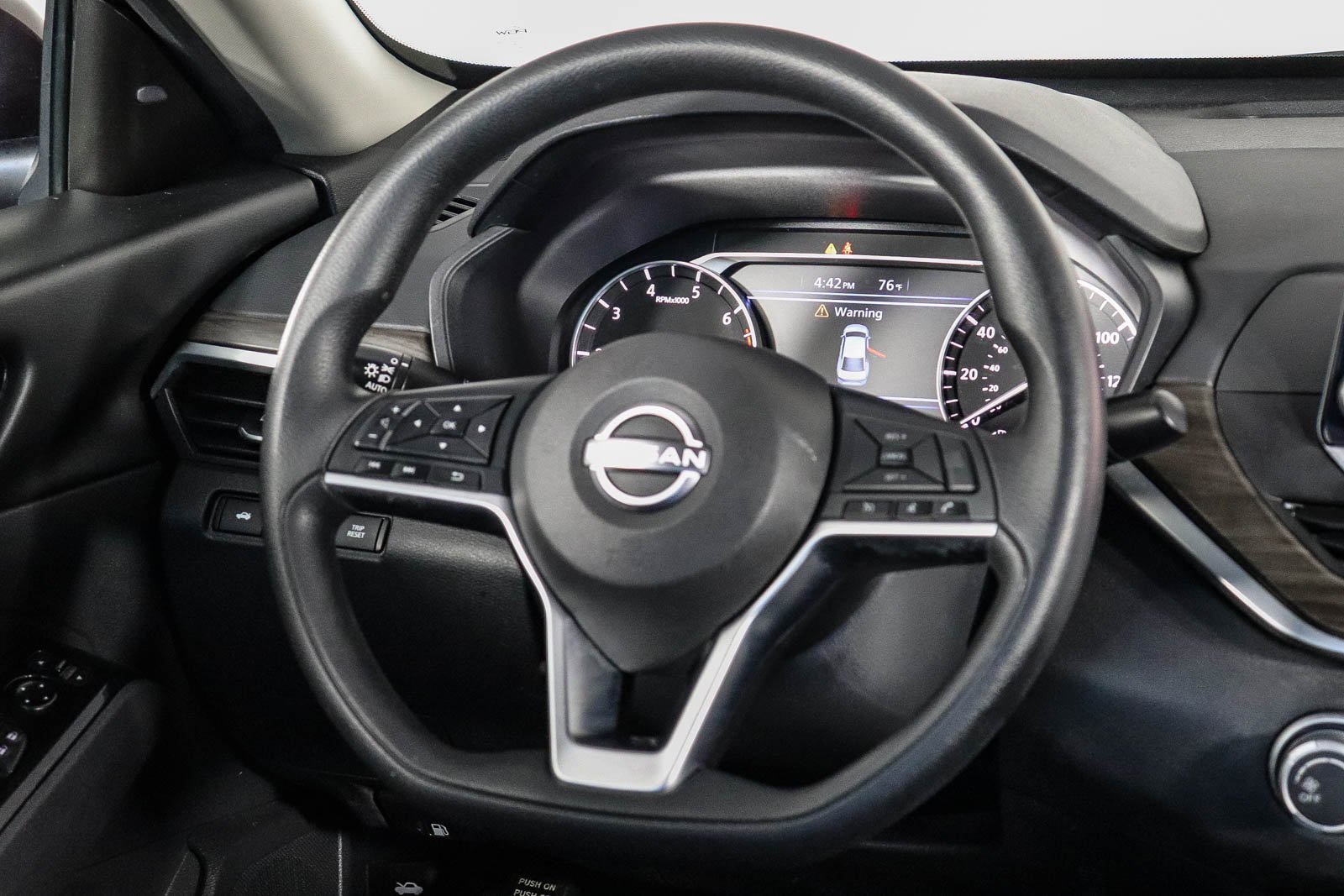 Used 2023 Nissan Altima 2.5 SV image 15