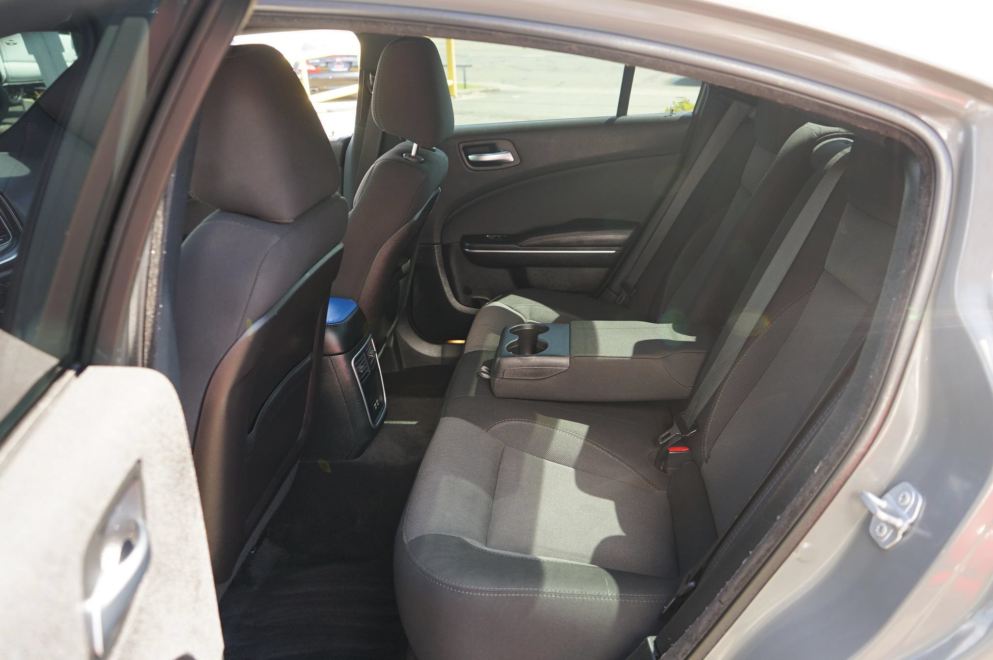 Used 2018 Dodge Charger SXT RWD image 14