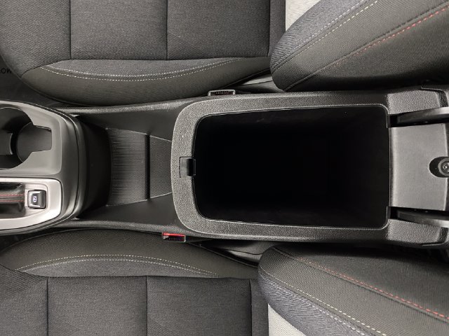 Certified 2024 Chevrolet Trax RS FWD image 28
