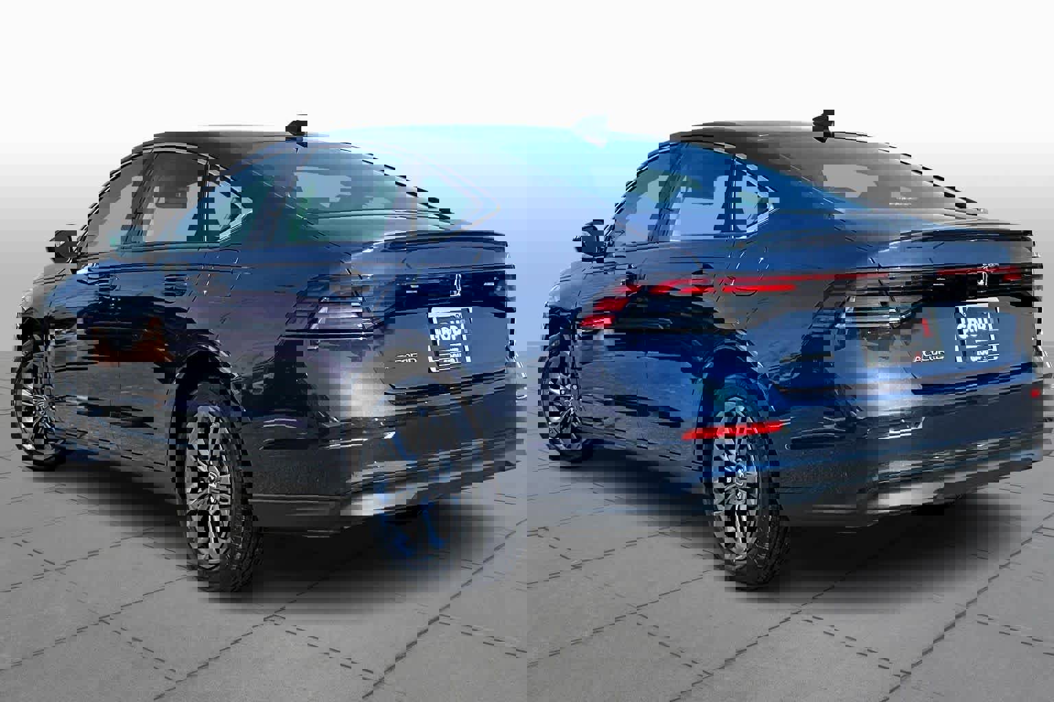 Used 2023 Honda Accord EX image 11