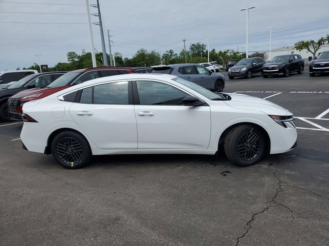 New 2026 Nissan Sentra SV w/ SV Convenience Package FWD image 8