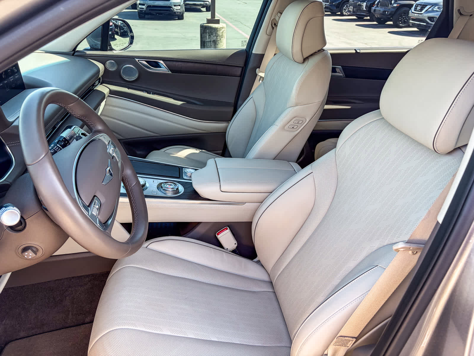 Used 2023 Genesis GV80 2.5T w/ Advanced Package image 16