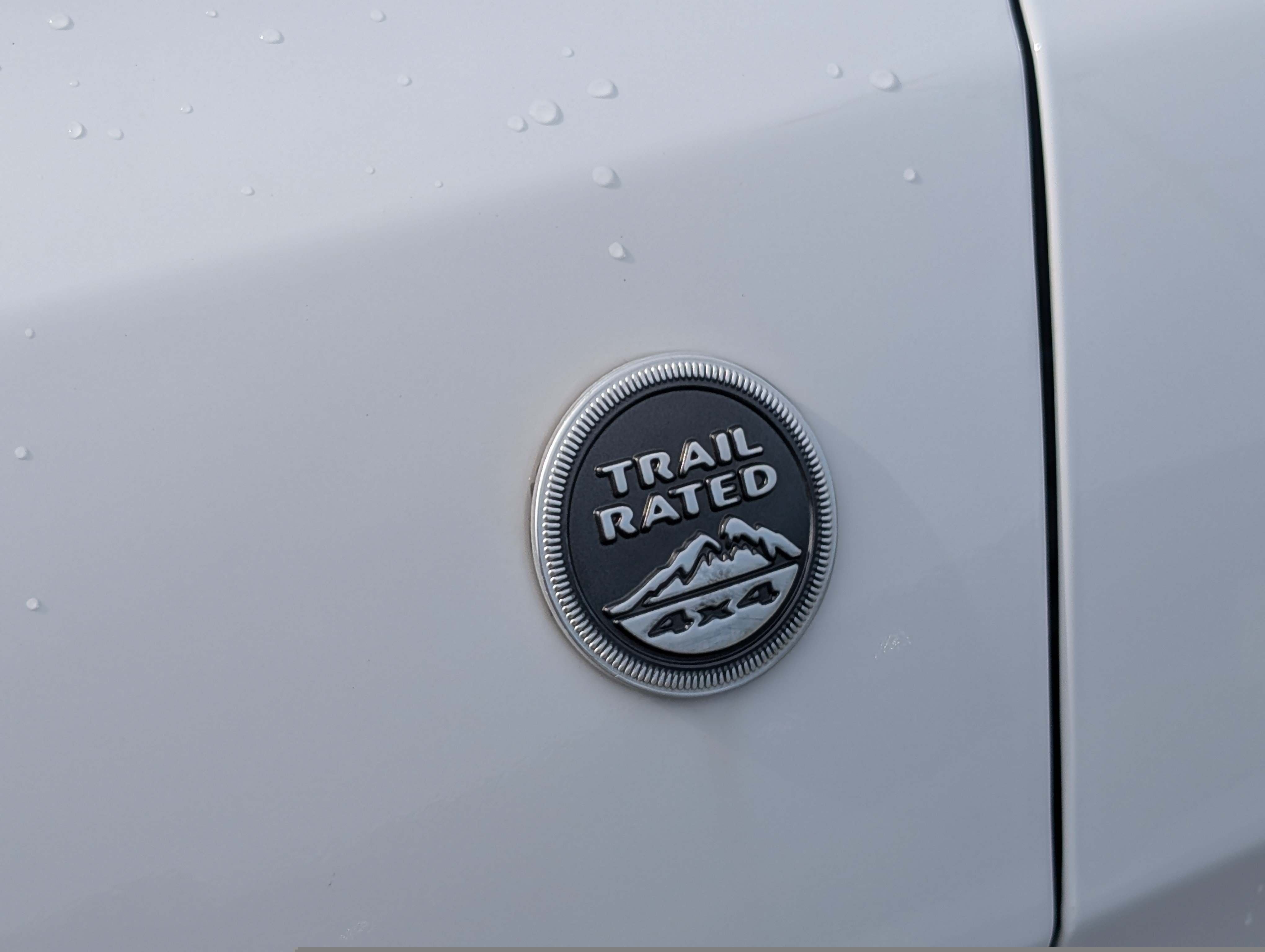 Used 2021 Jeep Grand Cherokee Laredo AWD/4WD image 27