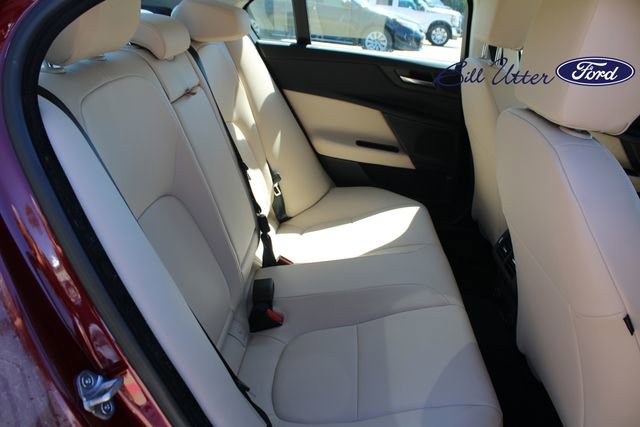 Used 2017 Jaguar XE Premium image 13