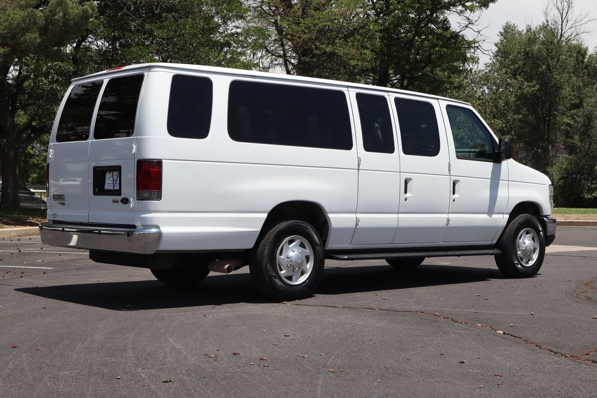 Used 2012 Ford E-350 and Econoline 350 XLT RWD image 5