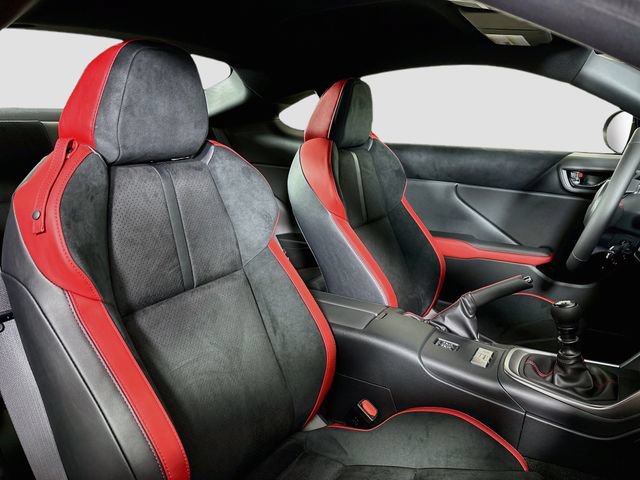 Certified 2025 Subaru BRZ Limited RWD image 29
