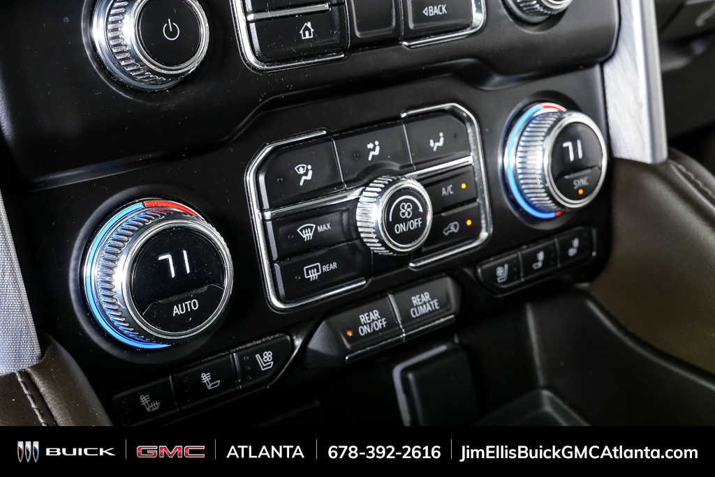 Used 2023 GMC Yukon SLT image 16