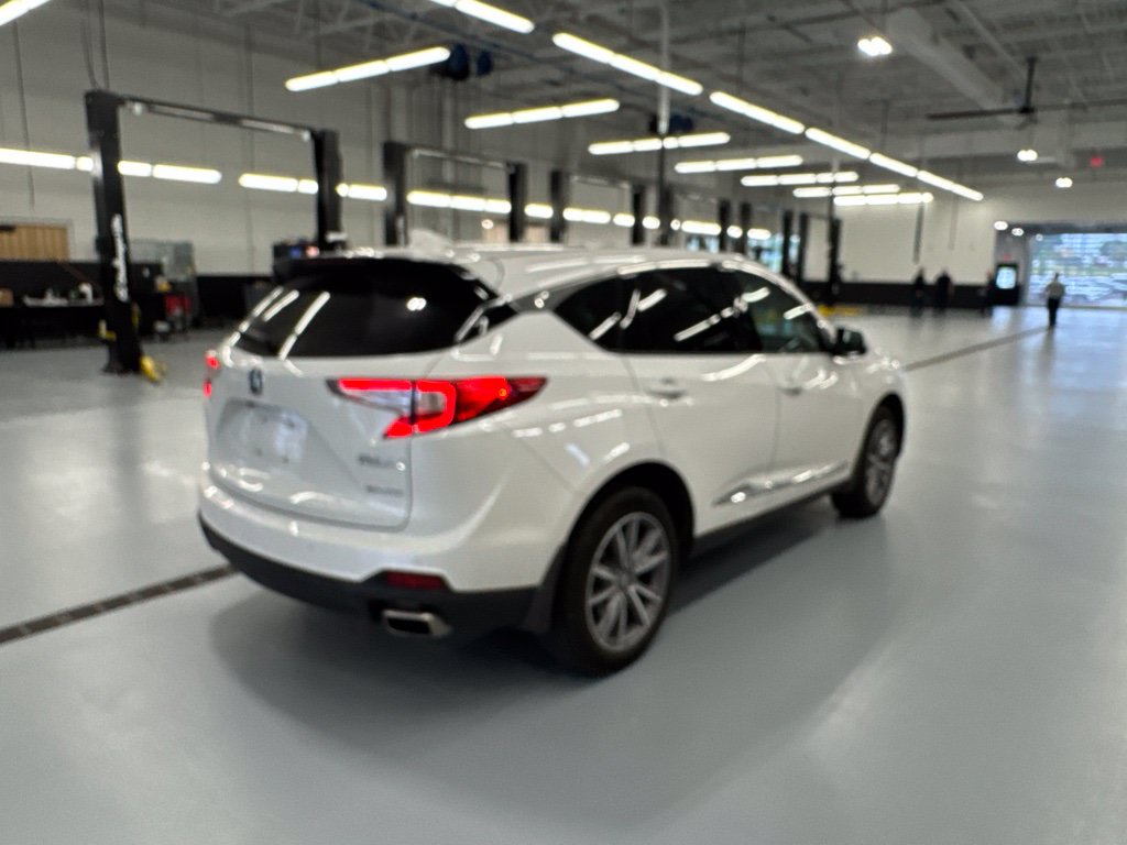 Used 2023 Acura RDX w/ Technology Package AWD/4WD image 3