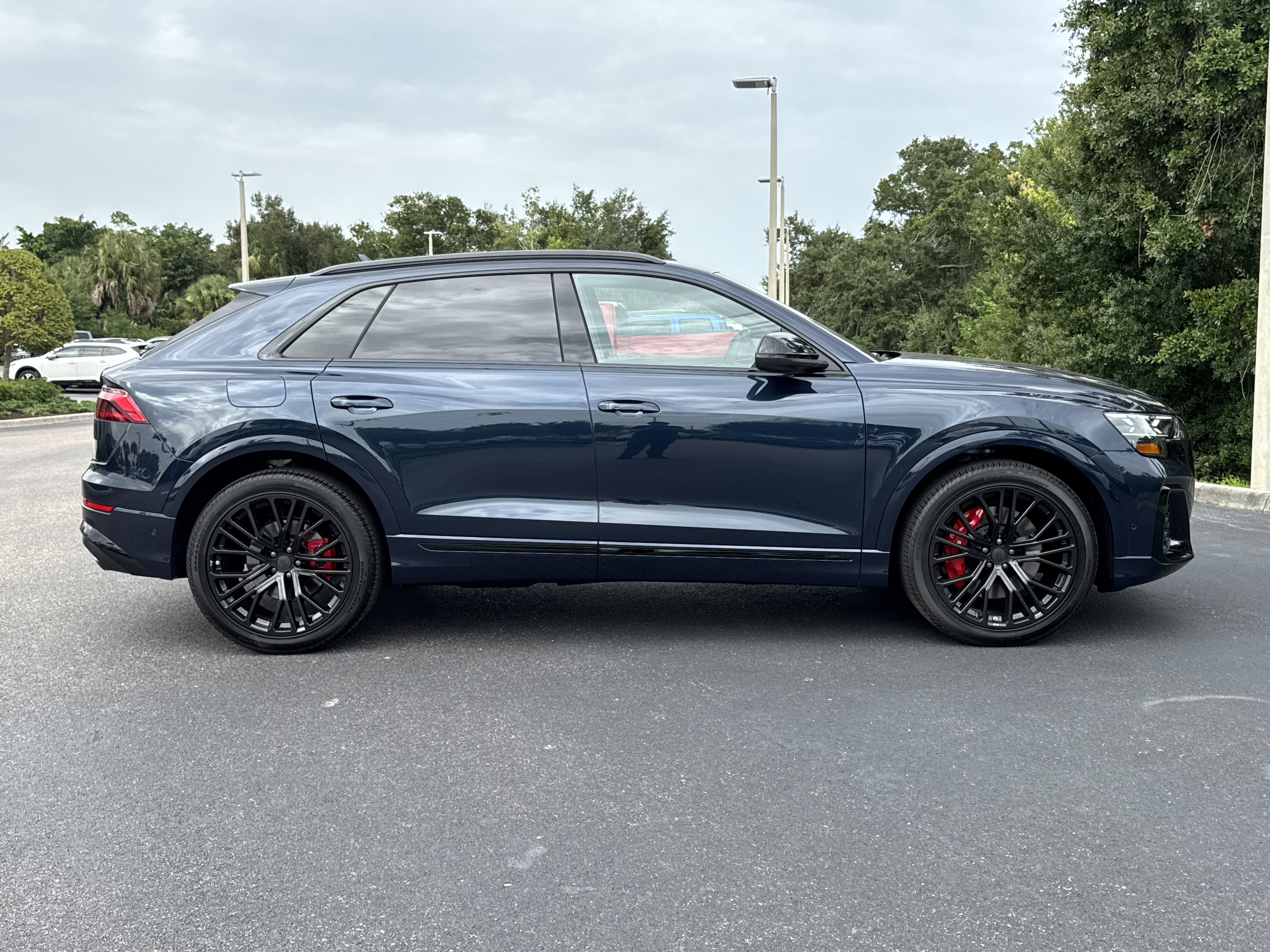 New 2026 Audi SQ8 Prestige AWD/4WD image 3