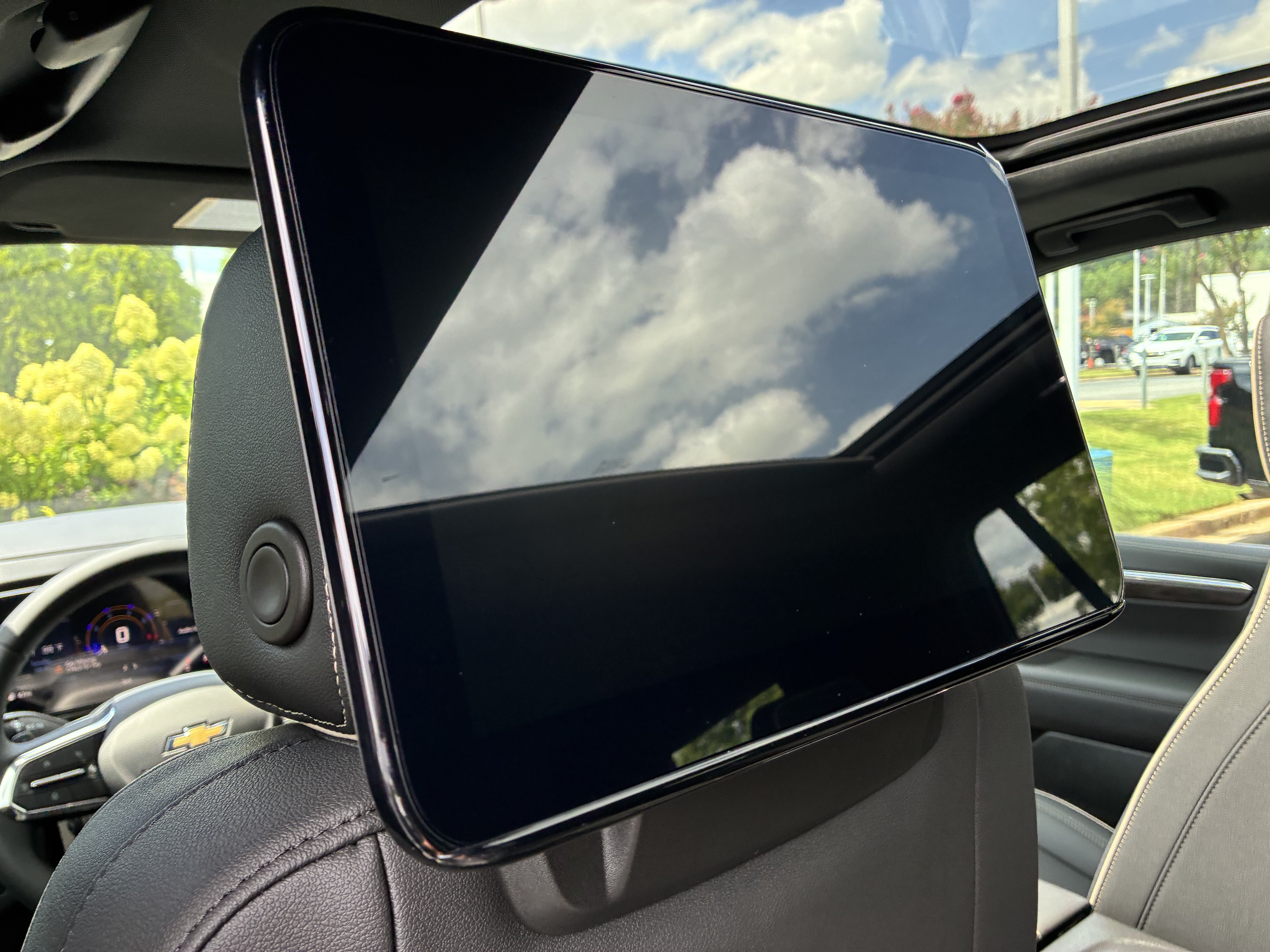 New 2026 Chevrolet Tahoe Premier RWD image 17
