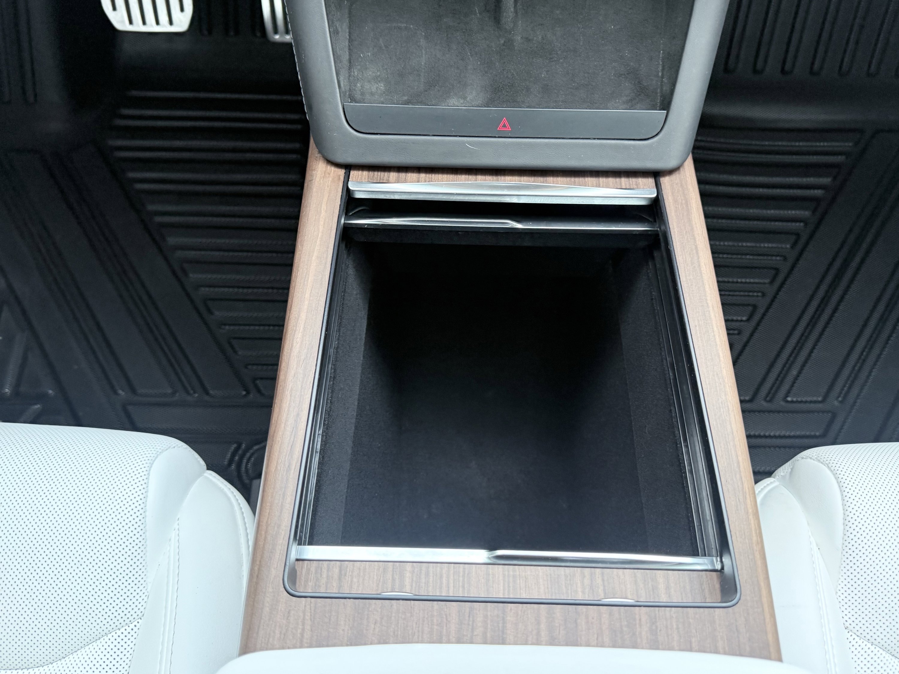 Used 2025 Tesla Model X Long Range image 61