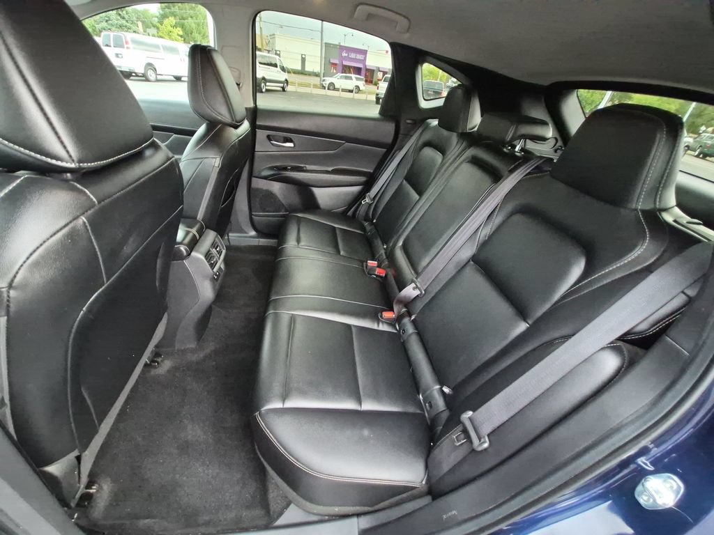 Used 2025 Nissan Murano SV AWD/4WD image 22