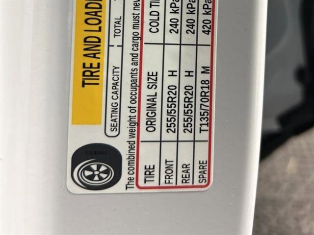 New 2026 Buick Enclave Preferred w/ Power Package image 10