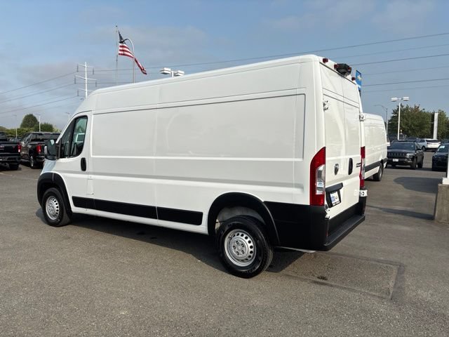Used 2025 RAM ProMaster 2500 w/ Convenience Group FWD image 3