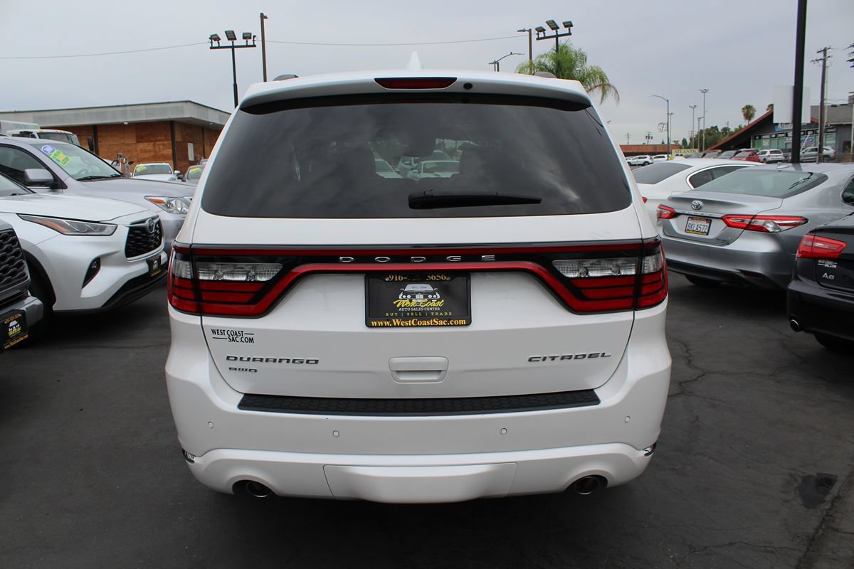 Used 2017 Dodge Durango Citadel w/ Premium Entertainment Group AWD/4WD image 6