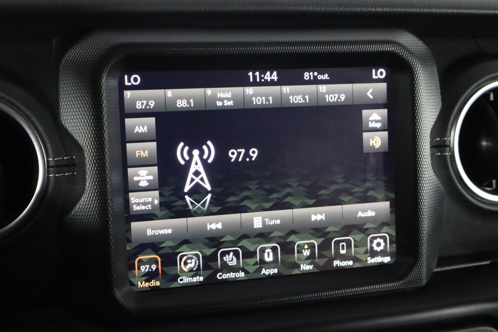 Used 2023 Jeep Wrangler Unlimited Sahara w/ Cold Weather Group AWD/4WD image 28