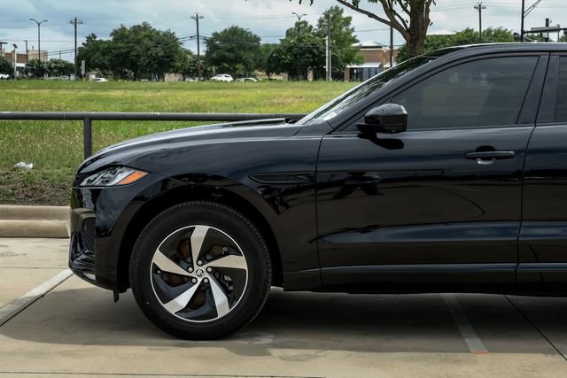 Used 2026 Jaguar F-PACE R-Dynamic S AWD/4WD image 14