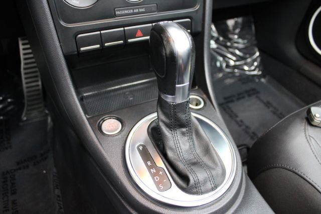 Used 2013 Volkswagen Beetle 2.0T image 18