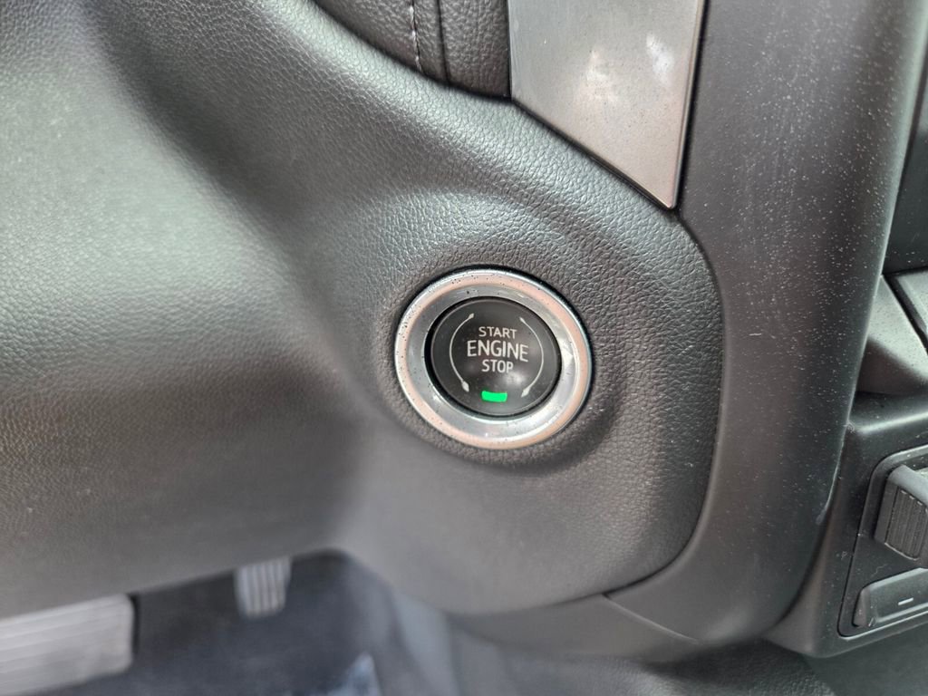 Used 2019 Chevrolet Silverado 1500 RST w/ All-Star Edition image 27