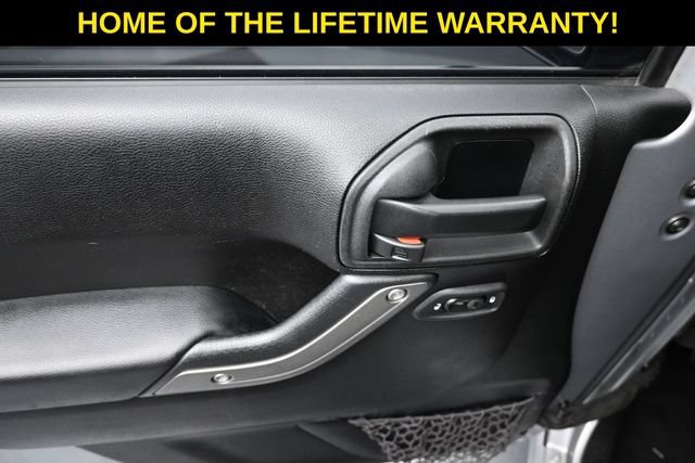 Used 2013 Jeep Wrangler Sport AWD/4WD image 13