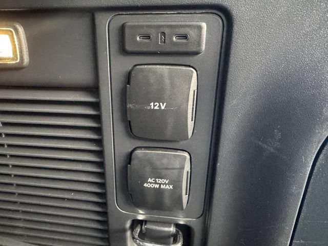 Used 2025 Ford Expedition Platinum AWD/4WD image 22