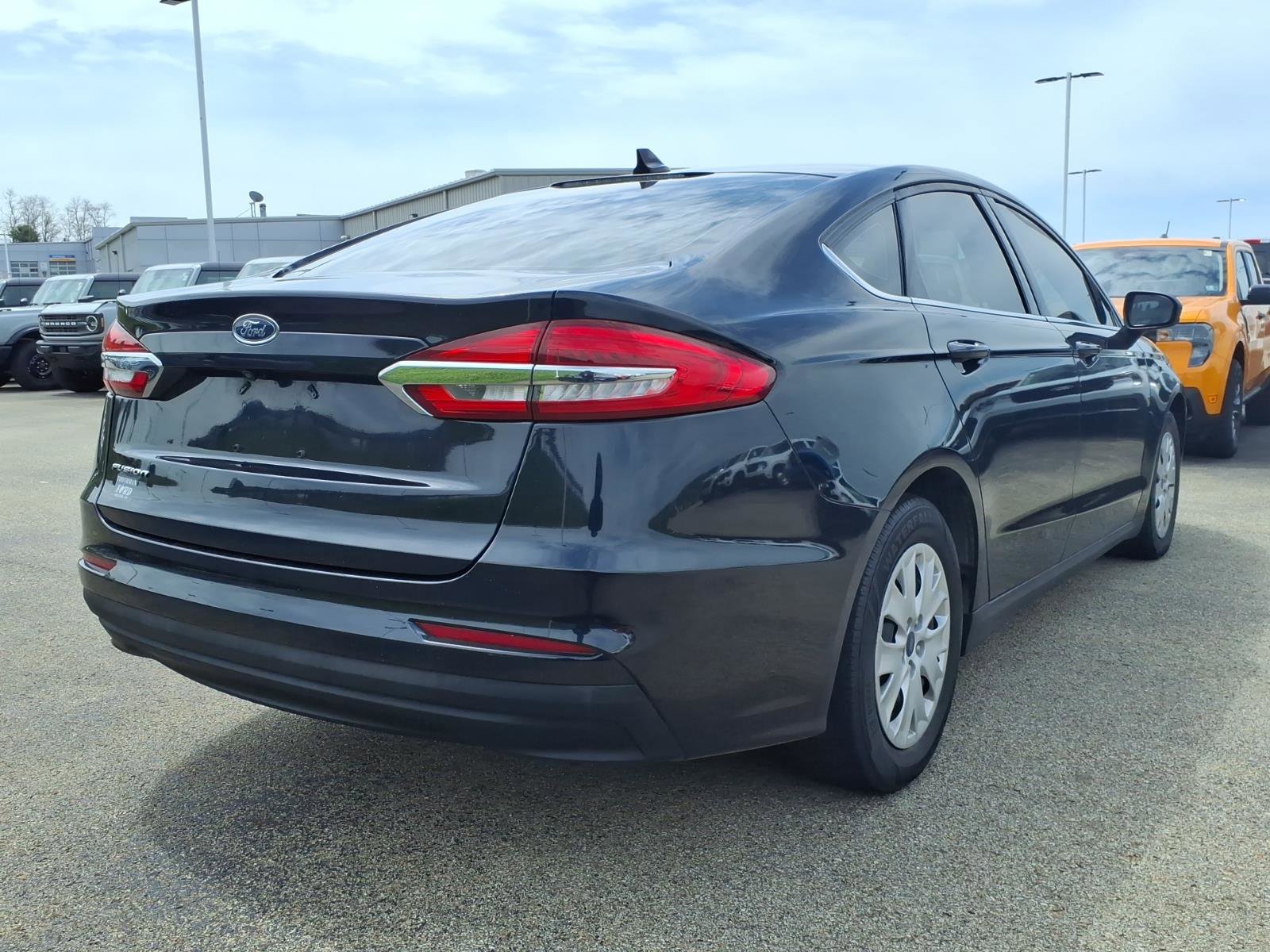 Used 2020 Ford Fusion S FWD image 5